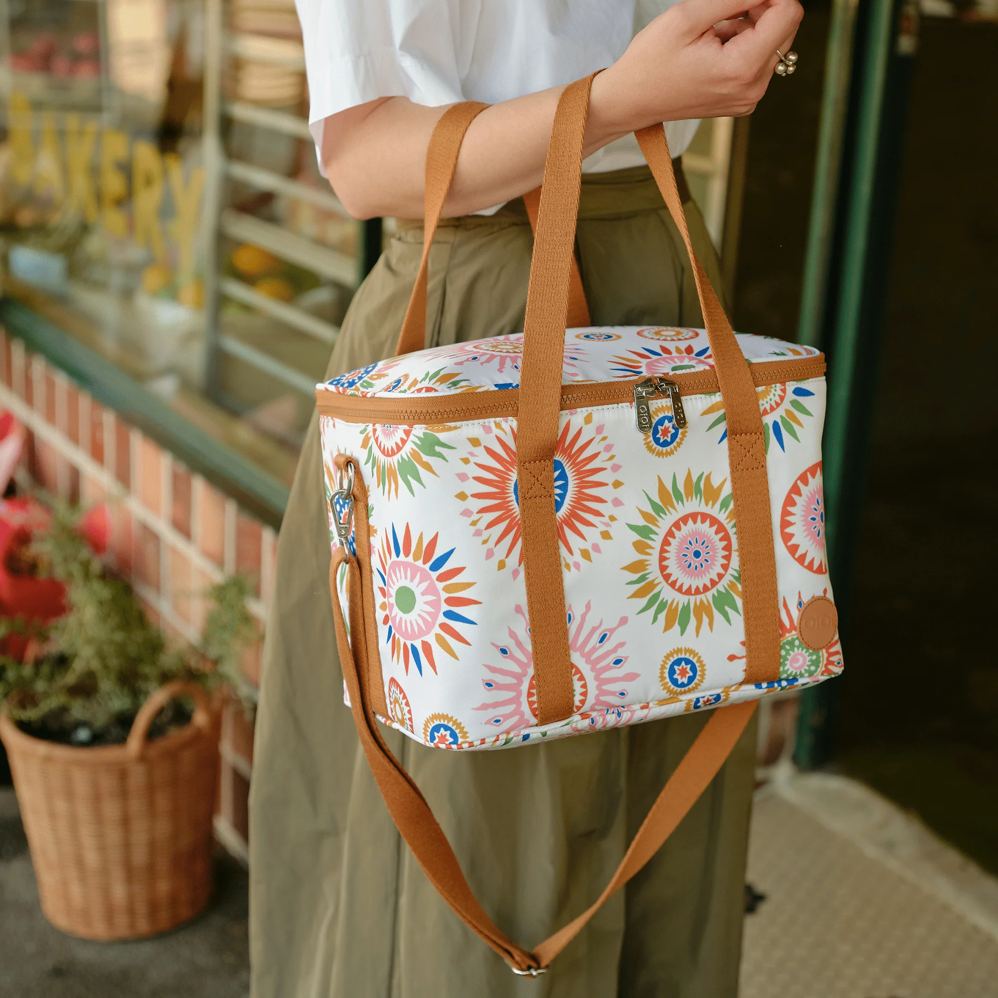 Maxi Insulated Picnic Bag/Pumping Bag - Sunburst - Image 5